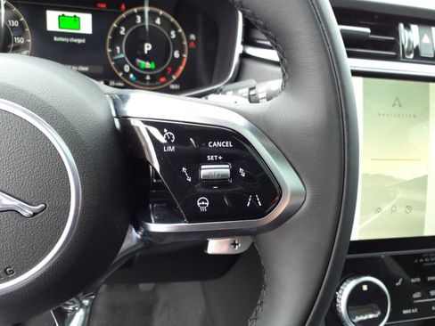 New 2026 Jaguar F-PACE R-Dynamic S image 16