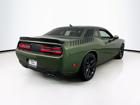 Used 2022 Dodge Challenger GT w/ Plus Package image 5