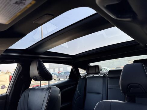 Used 2024 Toyota Crown Limited image 19