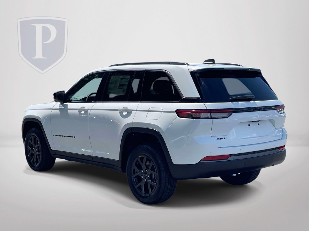 New 2027 Jeep Grand Cherokee Altitude AWD/4WD image 6