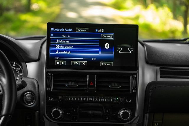 Used 2020 Lexus GX 460 Luxury w/ Luxury Sport Package AWD/4WD image 30