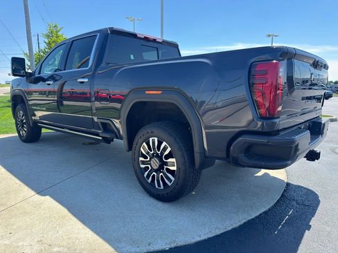 Used 2024 GMC Sierra 2500 Denali Ultimate AWD/4WD image 5