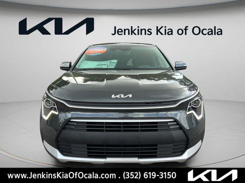 New 2026 Kia Niro LX FWD image 8