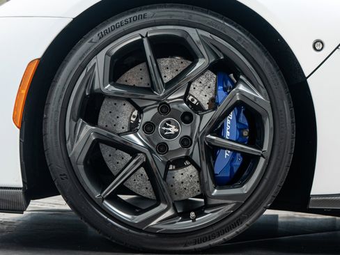 Used 2022 Maserati MC20 Coupe RWD image 10