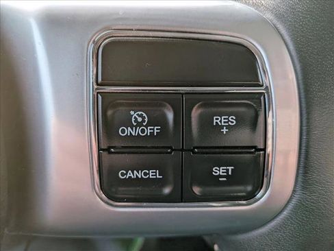 Used 2016 Jeep Wrangler Sport image 14