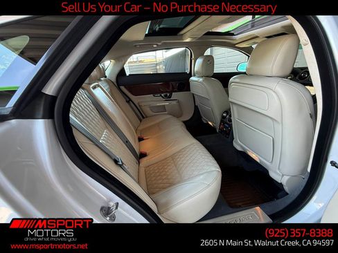 Used 2019 Jaguar XJ L Portfolio RWD image 17