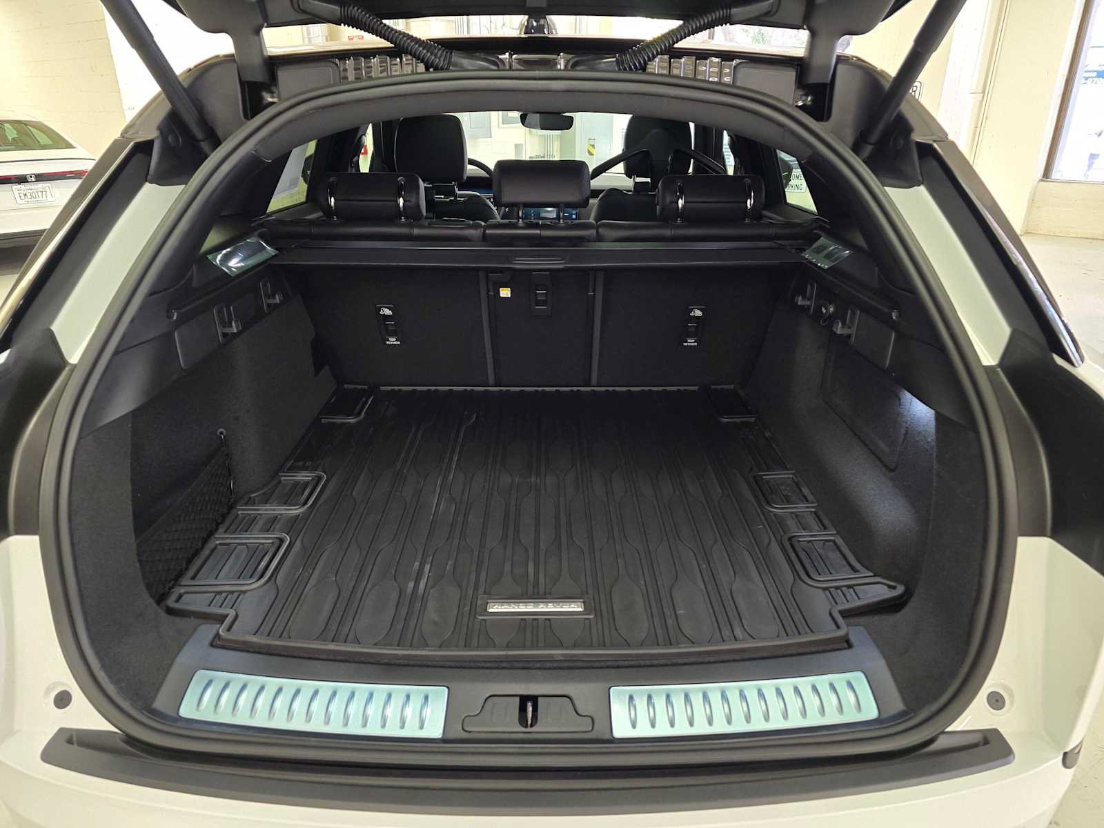 New 2026 Land Rover Range Rover Velar S AWD/4WD image 14