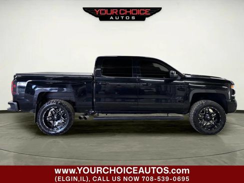 Used 2018 Chevrolet Silverado 1500 LTZ Z71 w/ LTZ Plus Package AWD/4WD image 7