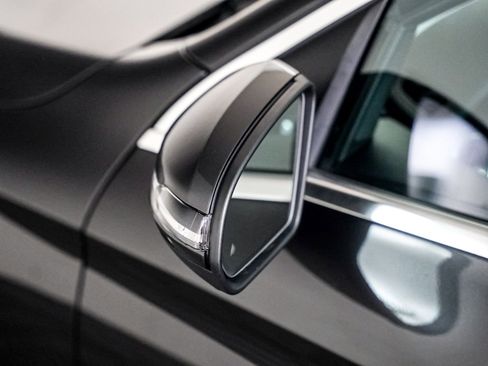 Used 2022 Mercedes-Benz GLC 300 image 24