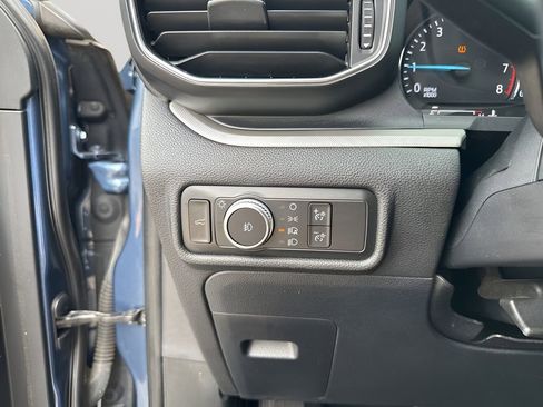 Used 2020 Ford Explorer XLT w/ Equipment Group 202A image 28