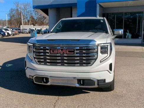 Certified 2023 GMC Sierra 1500 Denali w/ Denali Reserve Package image 3