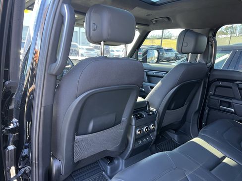 Certified 2025 Land Rover Defender 130 V8 image 33