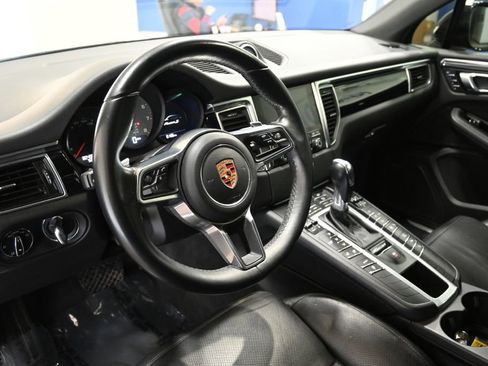 Used 2018 Porsche Macan S image 8