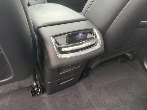 Used 2021 Cadillac XT6 Sport w/ Platinum Package AWD/4WD image 13