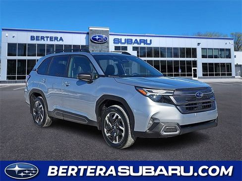 Used 2025 Subaru Forester Limited image 1