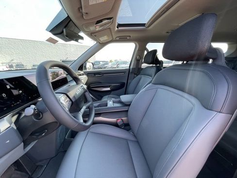 New 2026 Kia EV9 Light image 21
