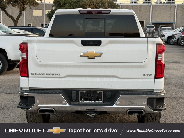 Used 2024 Chevrolet Silverado 1500 LTZ w/ LTZ Premium Texas Edition AWD/4WD image 5