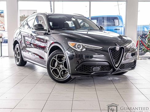 Used 2018 Alfa Romeo Stelvio Sport w/ Cold Weather Package image 6