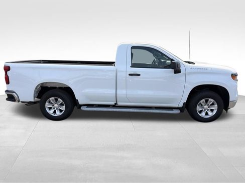Used 2025 Chevrolet Silverado 1500 W/T RWD image 9