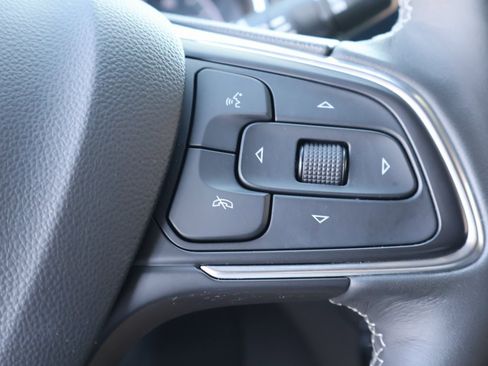 Used 2021 Buick Encore GX Essence w/ Advanced Technology Package image 18