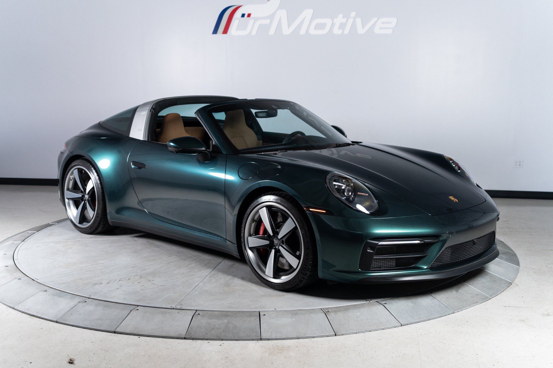 Used 2024 Porsche 911 Targa 4 GTS AWD/4WD image 19
