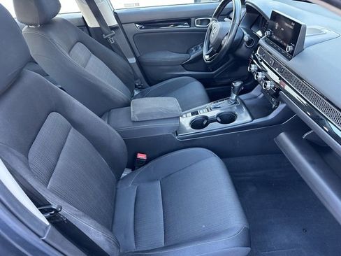 Used 2022 Honda Civic EX image 32