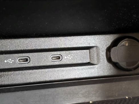 Certified 2024 Volkswagen Taos S FWD image 23