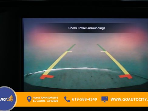 Used 2023 Chrysler Voyager LX FWD image 11