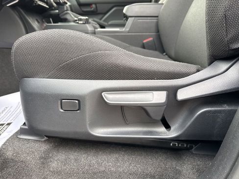 Certified 2025 Toyota 4Runner SR5 image 28