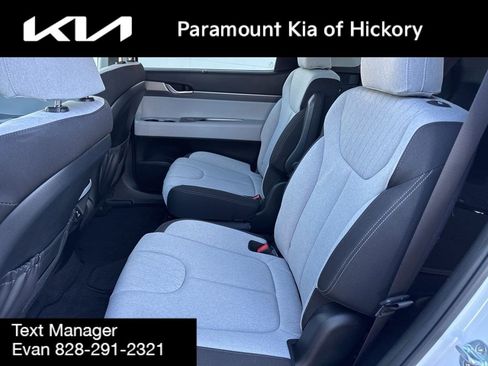 Used 2022 Hyundai Palisade SEL w/ Convenience Package image 17