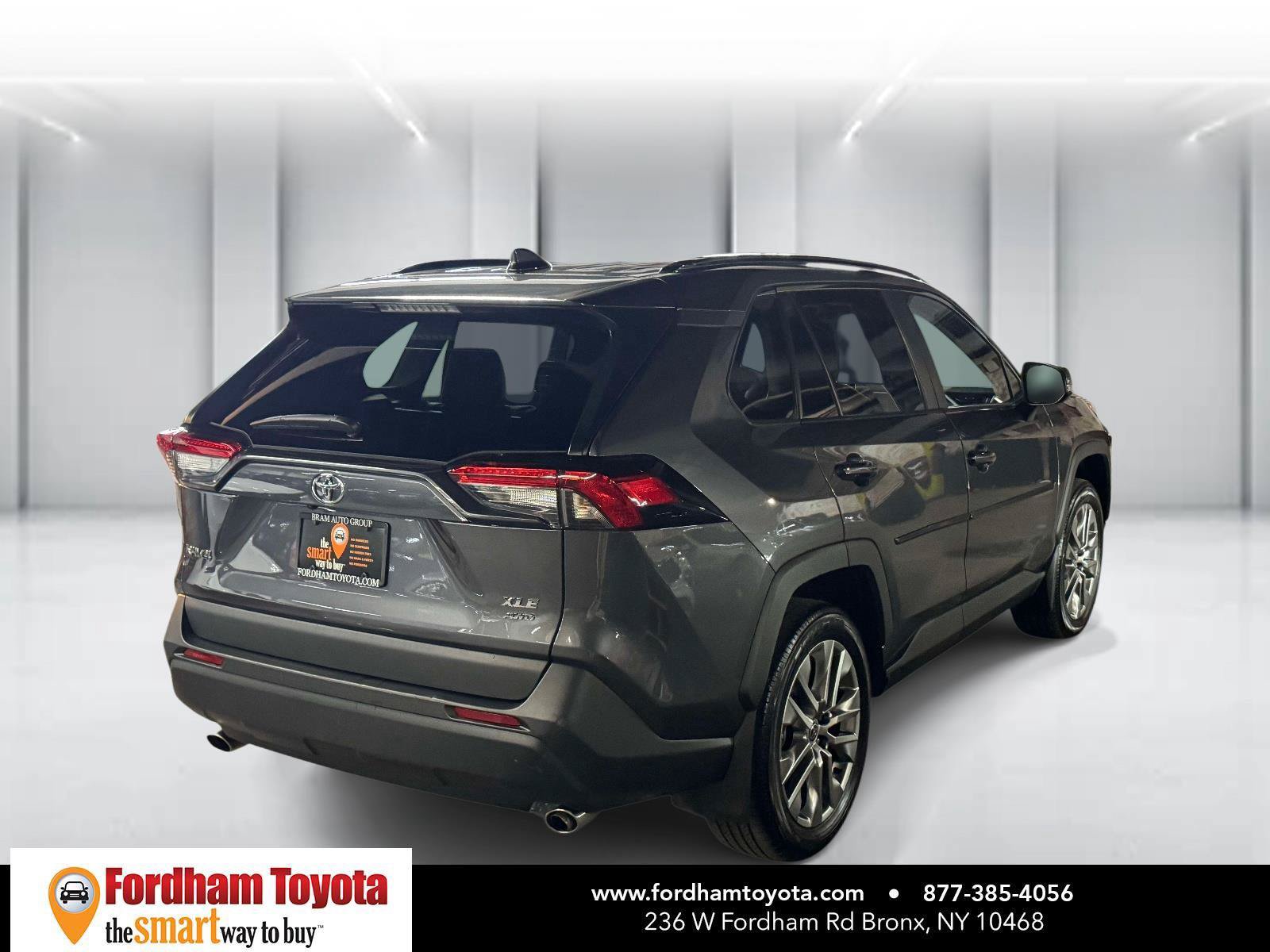 Used 2024 Toyota RAV4 XLE Premium w/ Weather Package AWD/4WD image 7