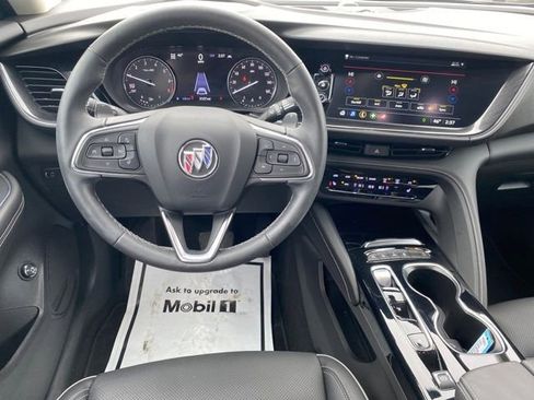 Certified 2023 Buick Envision Essence image 8