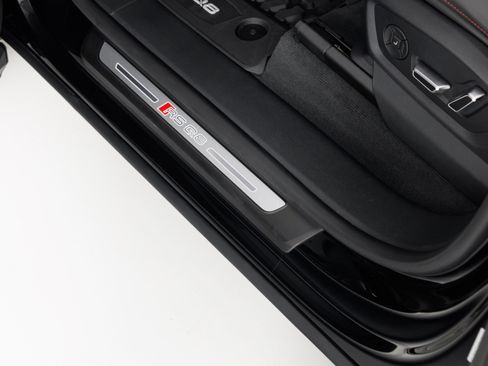 Used 2025 Audi RS Q8 performance AWD/4WD image 30