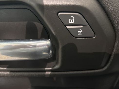 Certified 2022 GMC Sierra 1500 Pro w/ Pro Value Package image 15