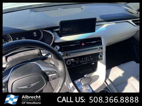 Used 2025 Genesis G70 2.5T image 28