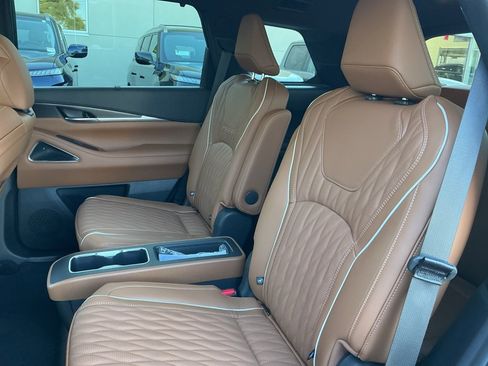 New 2026 INFINITI QX60 Autograph w/ Dark Cargo Package image 28