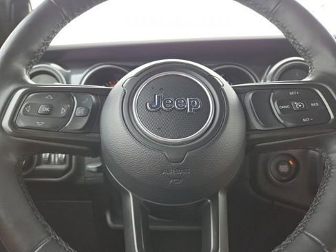 Used 2021 Jeep Wrangler Unlimited Sport AWD/4WD image 33