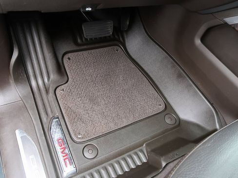 Certified 2023 GMC Sierra 3500 Denali image 13