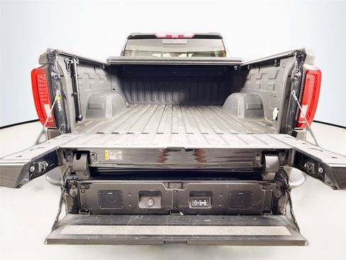 Used 2023 GMC Sierra 1500 AT4 w/ AT4 Premium Package AWD/4WD image 21
