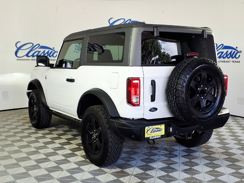Used 2024 Ford Bronco Black Diamond AWD/4WD image 2