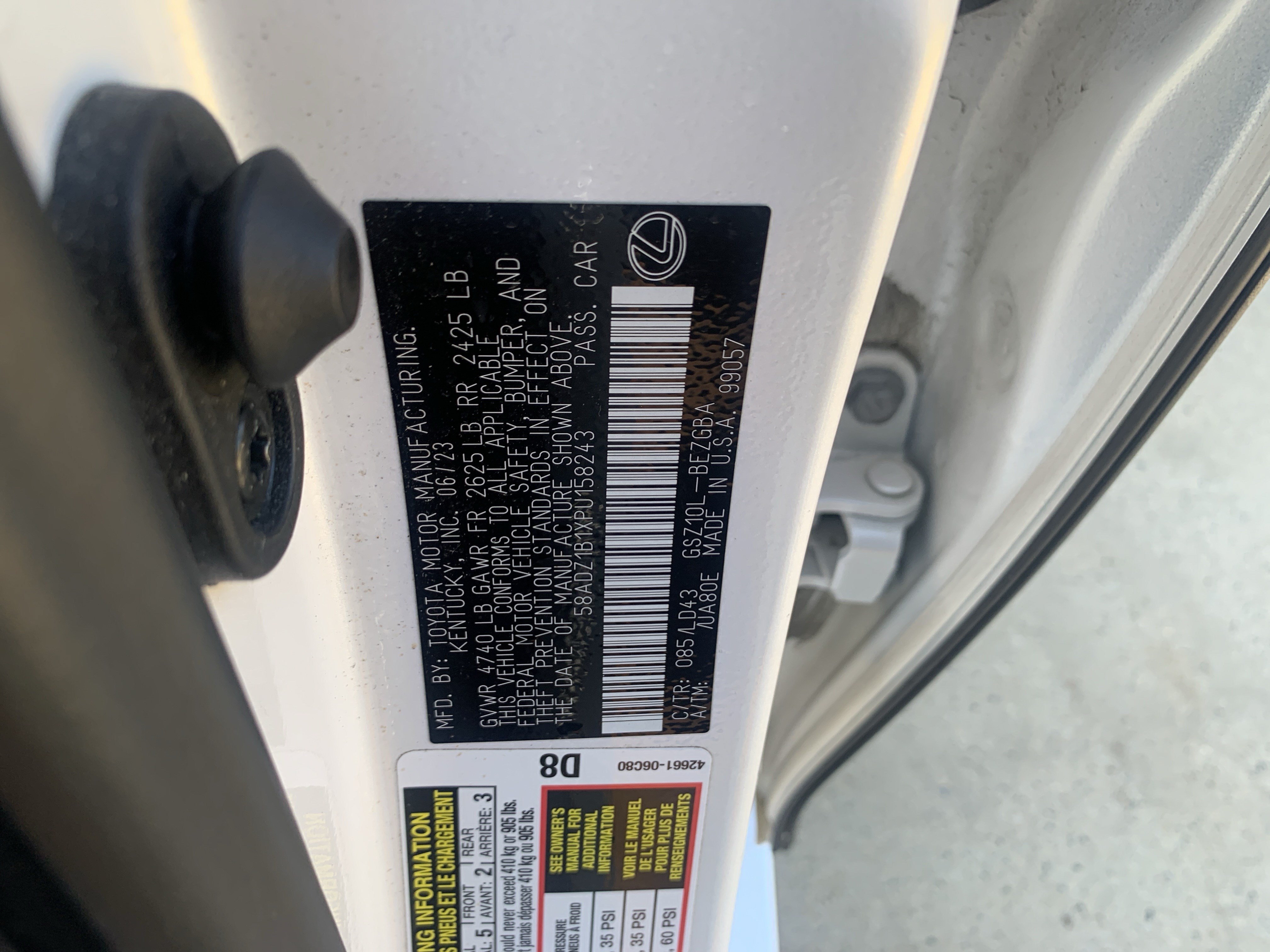 Used 2023 Lexus ES 350 w/ Premium Package FWD image 36