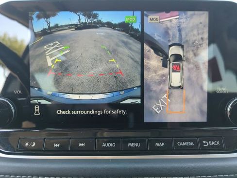 Used 2023 Nissan Rogue SL w/ SL Premium Package image 38