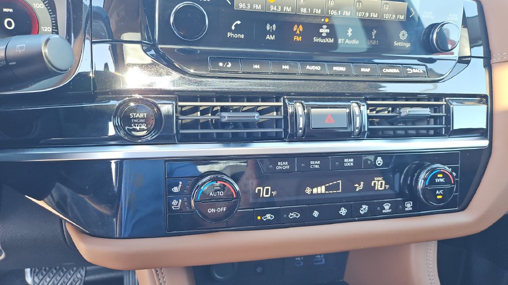 Certified 2025 Nissan Pathfinder Platinum AWD/4WD image 12