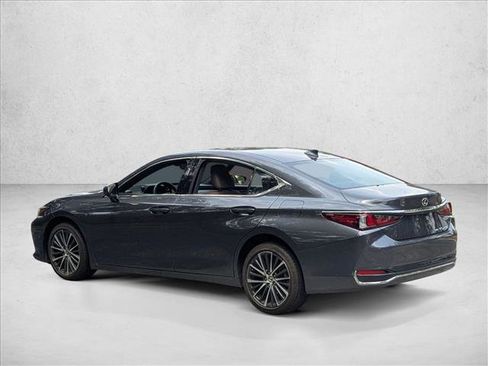 Used 2024 Lexus ES 250 w/ Premium Package AWD/4WD image 7