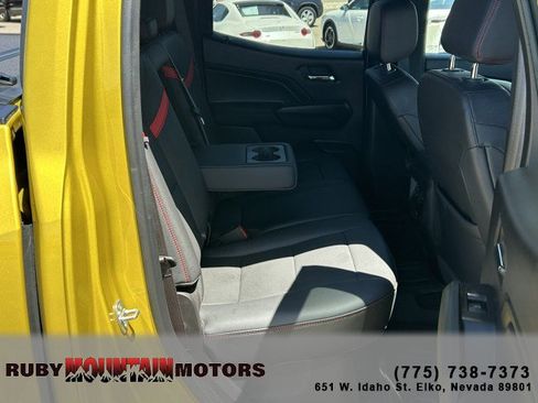 Used 2023 Chevrolet Colorado Z71 w/ Z71 Convenience Package 2 AWD/4WD image 24