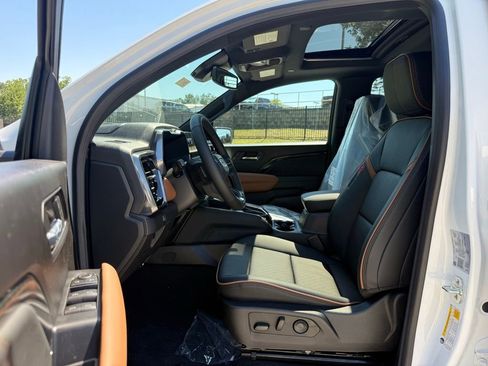 New 2026 GMC Canyon AT4 w/ Technology Plus Package AWD/4WD image 21