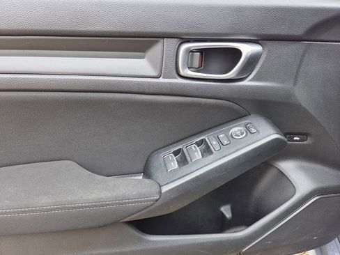 Used 2024 Honda Civic Sport image 17