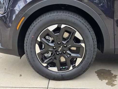 New 2026 Kia Sorento S FWD image 9