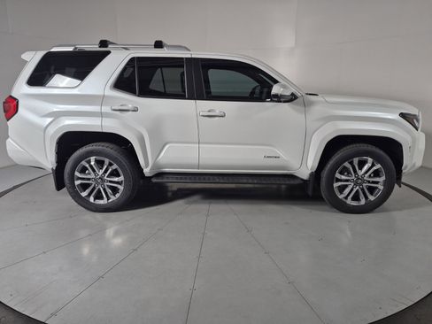 New 2026 Toyota 4Runner 4WD image 5