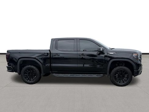 Used 2024 GMC Sierra 1500 AT4 w/ AT4 Premium Package AWD/4WD image 4